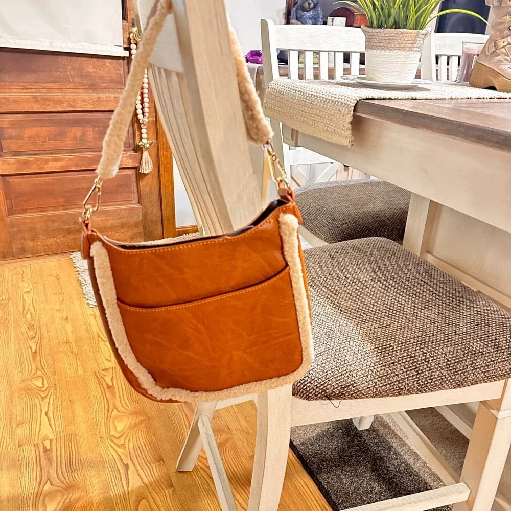 Ah-dorned‎ Vegan Leather Messenger Bag Sherpa Trim Shoulder Bag Purse Handbag